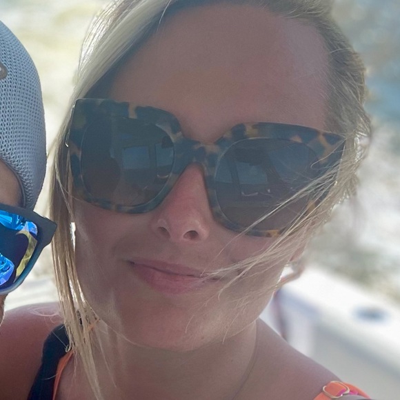 Women's Marc Jacobs Sunglasses - Picture 8 of 8